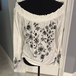 NWT Anthro off shoulder top, M, white w/black floral embroidery
